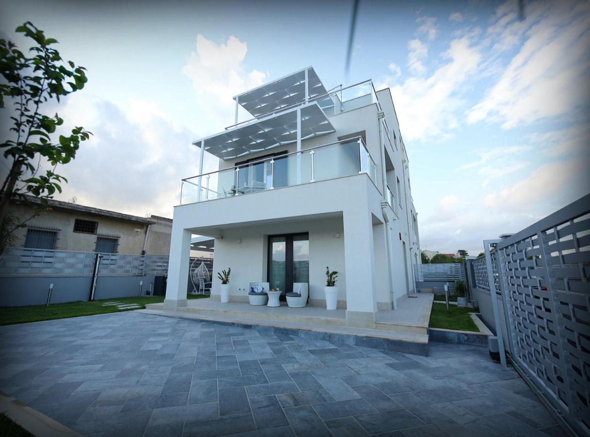 Villa Solemar Holidays أفولا المظهر الخارجي الصورة
